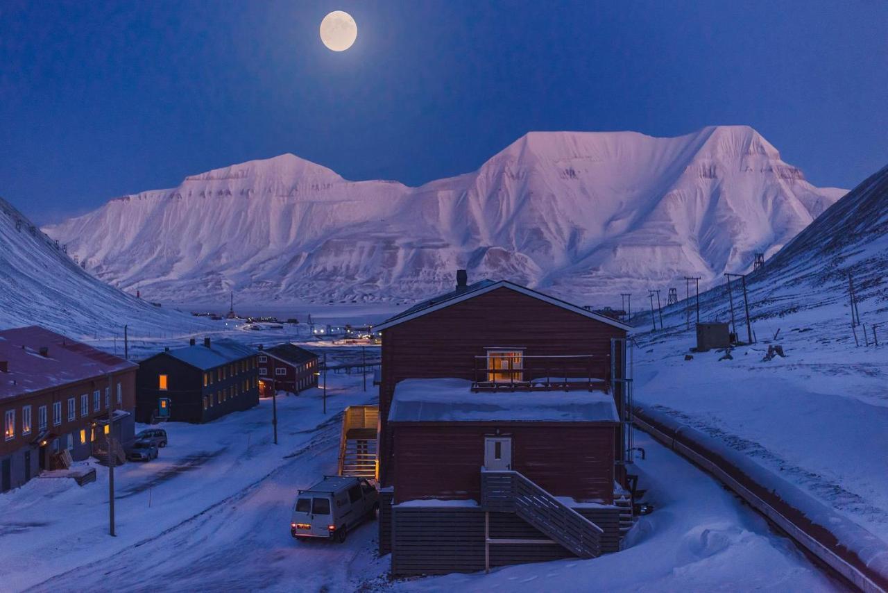 Gjestehuset 102 Longyearbyen Eksteriør billede