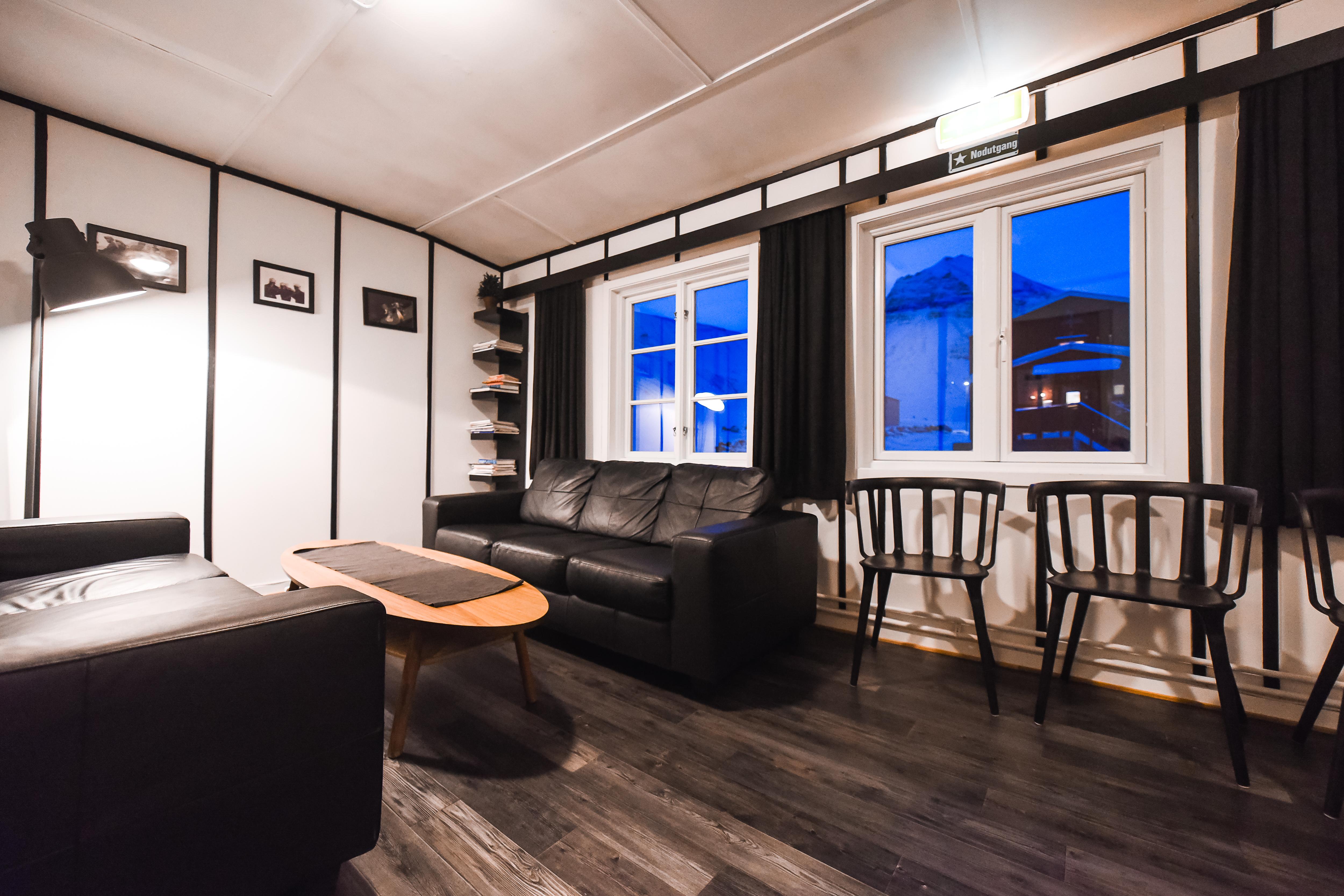 Gjestehuset 102 Longyearbyen Eksteriør billede