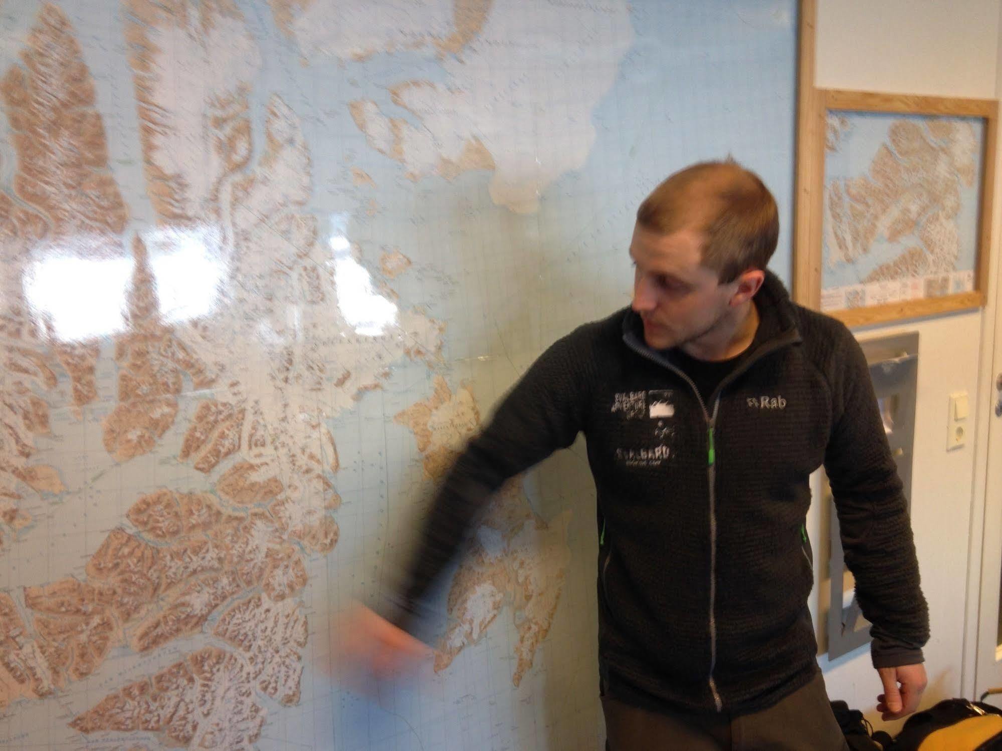 Gjestehuset 102 Longyearbyen Eksteriør billede