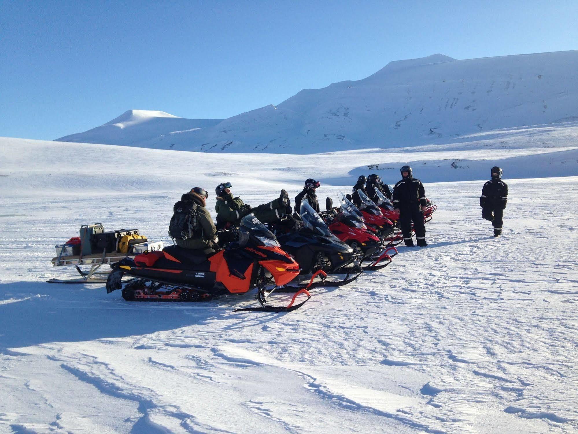 Gjestehuset 102 Longyearbyen Eksteriør billede