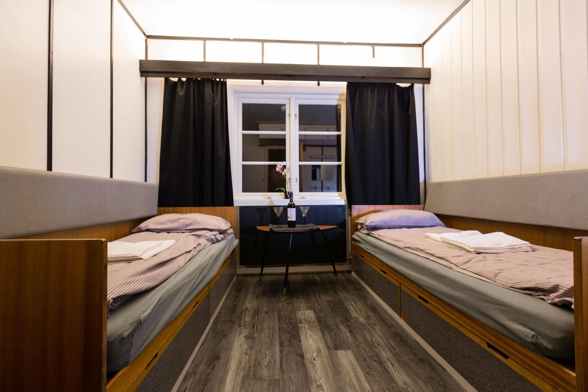 Gjestehuset 102 Longyearbyen Eksteriør billede