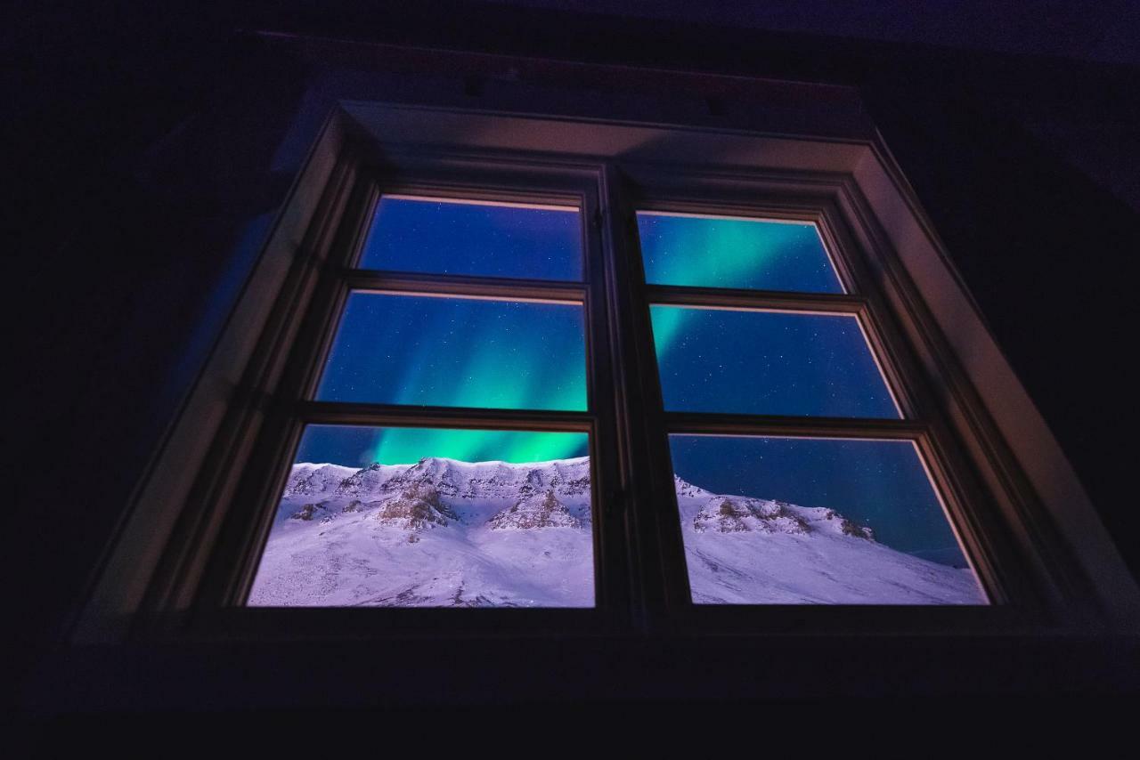 Gjestehuset 102 Longyearbyen Eksteriør billede