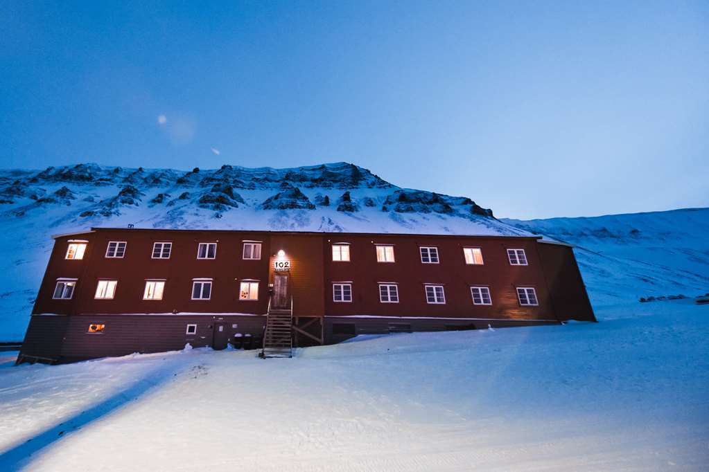 Gjestehuset 102 Longyearbyen Eksteriør billede